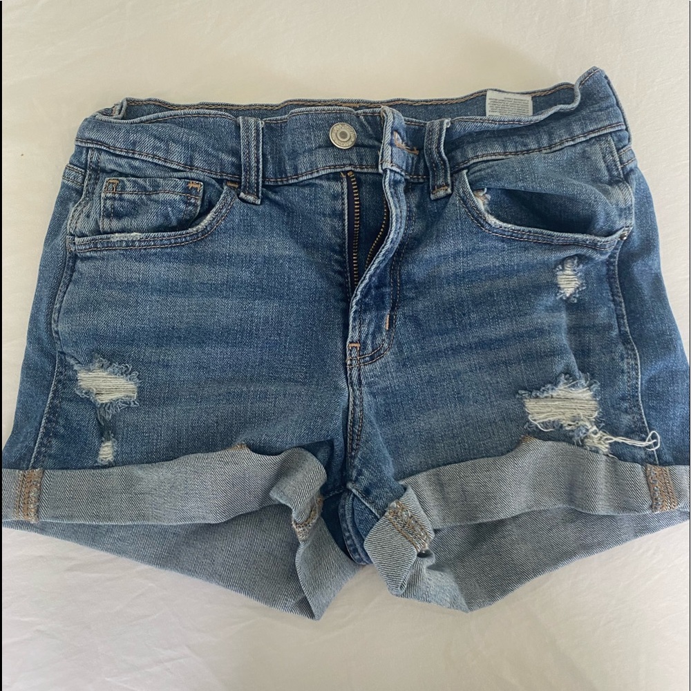 Old navy ripped boyfriend shorts Juniors size XS